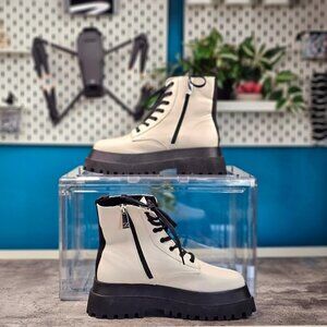 NWT Zara White Leather Lace Up Ankle Boots With Air fit Comfort   Sz 9